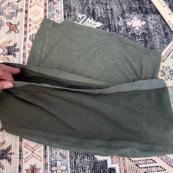 Aerie Sage Green Ribbed Tube Top Sleeveless Shirt Women’s Size Medium - Picture 5 of 10
